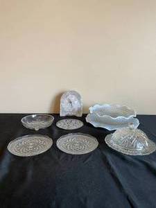 lot 387 image: Vintage Glassware Candy Dishes
