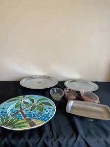 lot 400 image: Tropical Design Plates, Silver Tone Serving Pieces and VTG Glassware