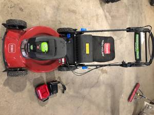 Toro Recycler 22 in. Briggs & Stratton SmartStow Personal Pace High-Wheel Drive Gas Walk Behind Self Propelled Lawn Mower Customer Returns See Pictures