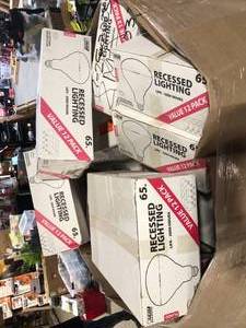 Gaylord of Assorted Light Bulbs Various Models and Conditions  Customer Returns See Pictures