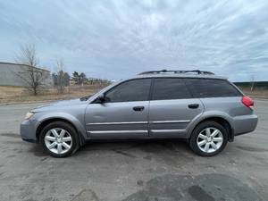 2008 Subaru Outback 2.5I - AWD - 2 OWNERS