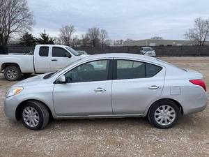 2012 Nissan Versa  1.6 S - 1 OWNER