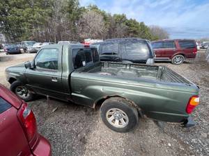 2002 Mazda B-Series B2300 - MANUAL