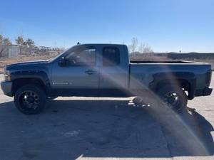2008 Chevrolet Silverado 1500 LTZ - 4X4 - 2 OWNERS
