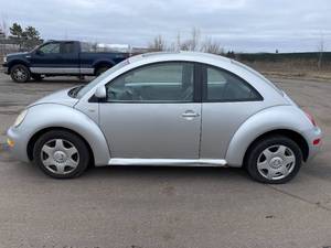 2000 Volkswagen New Beetle GLS - 2 OWNERS - MANUAL