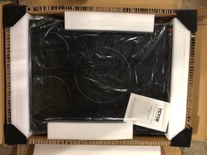 VEVOR Electric Cooktop 30 in. 4 Burners Induction Stove Top 7500 Watt Built-in Magnetic Cooktop Customer Returns See Pictures
