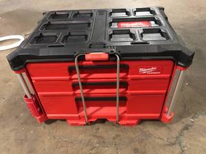 Milwaukee PACKOUT 22 in. Modular 3-Drawer Multi Drawer Tool Box with Metal Reinforced Corners and 50 lbs. Capacity Customer Returns See Pictures