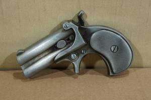 lot 44 image: Hand Gun Pistol Belt Buckle