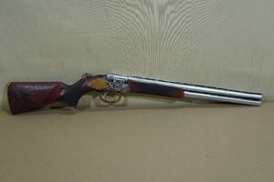 lot 45 image: Rustic Resin Shotgun Wall Art