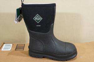 lot 114 image: Muck Boots Mens Chore Mid Boots -Size 6