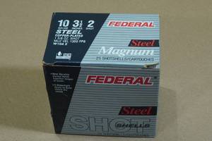 lot 140 image: 25 Federal 10 Gauge 3-12 Magnum Steel 2 Shot Shotshells