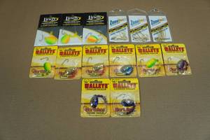 lot 169 image: NEW Fishing Hook Harnesses and Haulers