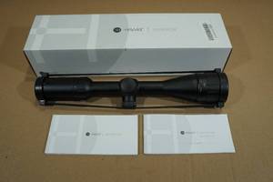 lot 5 image: Hawke Vantage 3-9 x 40 AO Mil Dot Rifle Scope