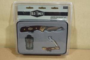 lot 13 image: Old Timer Limited Edition Gift Set