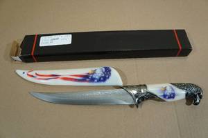 lot 23 image: Eagle Theme Collector Knife with Hard Sheath