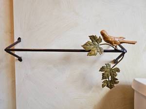 lot 465 image: Cute Yellow Bird Bathroom Hardware