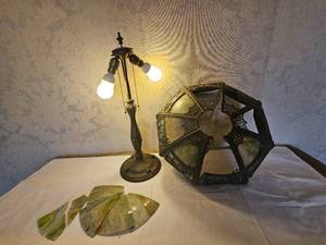lot 132 image: Antique Art Nouveau Green Slag Glass Lamp Needs Repair
