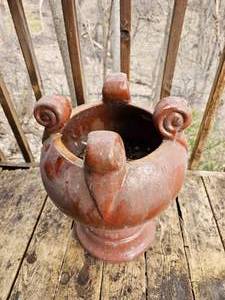lot 24 image: Standing Bulb Ceramic Planter