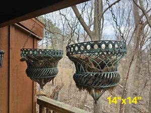 lot 361 image: Green Patina Hanging Wire Baskets Pairing B