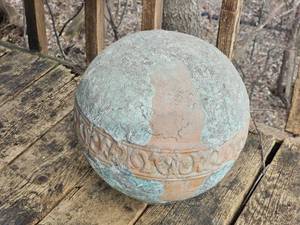 lot 362 image: Terracotta Garden Globe