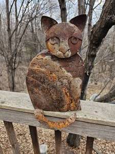 lot 161 image: Rustic Kitty Cat Folk Art Metal Sculpture Luminary