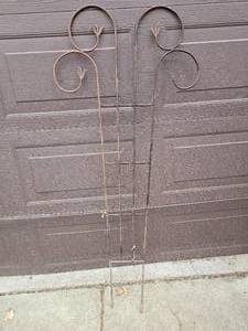 lot 174 image: Scrolled Iron Floral Trellises