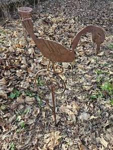 lot 371 image: Iron Goose Decorative Stake