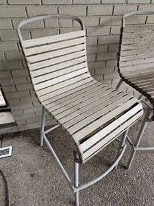 lot 230 image: Vintage Poolside Barstool set