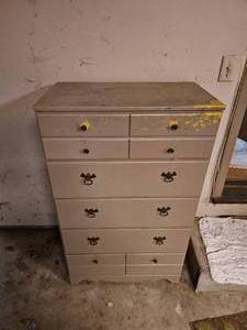 lot 480 image: Five Drawer Garage Shop Dresser