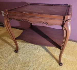 lot 495 image: Vintage Carved Pawfoot Accent Table