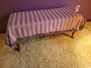 lot 494 image: Stylish Vintage Striped Seat Footboard Bench