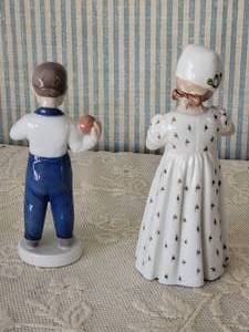 lot 87B image: Vintage Bing & Grondahl Fine Danish Porcelain Figures (2) - Brother & Sister with Toys