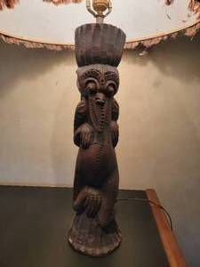 lot 5A image: Carved Figural African Monkey Lamp with Pheasant Feather Shade