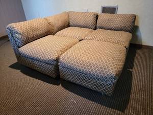 lot 77 image: Mid-Century Modern Compact Corner Sectional