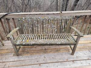 lot 28A image: Smith & Hawken Vintage Teak Garden Bench
