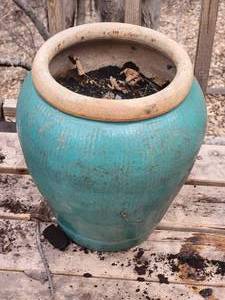 lot 59 image: Vibrant Ceramic Teal Drip Glaze Planter