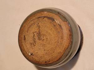 lot 110 image: Amazing Vintage Fine Art Ceramic Earthenware Collection (6)