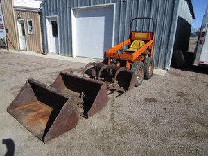 Lahman Skid Steer wGrapple Bucket & (2) Dirt Buckets