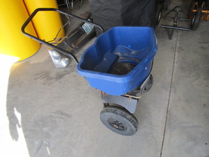 Fertilizer Spreader