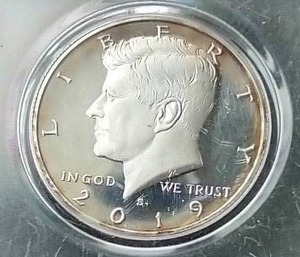 lot 44 image: 2019 Proof Silver Kennedy Half Dollar