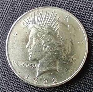 lot 70 image: 1922 Peace Dollar
