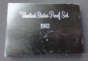 lot 118 image: 1982 U.S. Mint Proof Set
