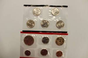 2004 Denver United States Mint Uncirculated Coin Set