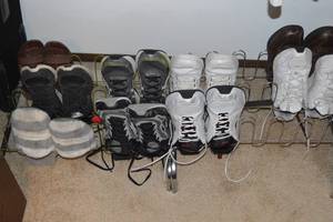 Shoe Rack with 9 Pairs of Shoes, Shoe Horn