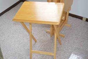 2 - Set of Folding TV Dinner Trays