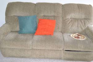 2 - Small Plush Sofa with Pillows and Crochet Mat