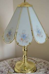 4 - Vintage Decorative Glass Floral Plate Touch Operated Lamp