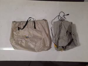 Serta Inflatable Mattress with carrying bag.