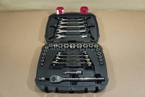 Husky 32-Piece 38 Driver Set