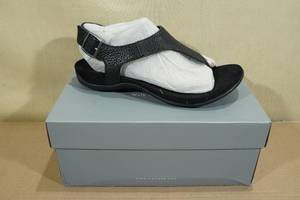 Vionic Womens Terra Sandals -Size 8.5, Black